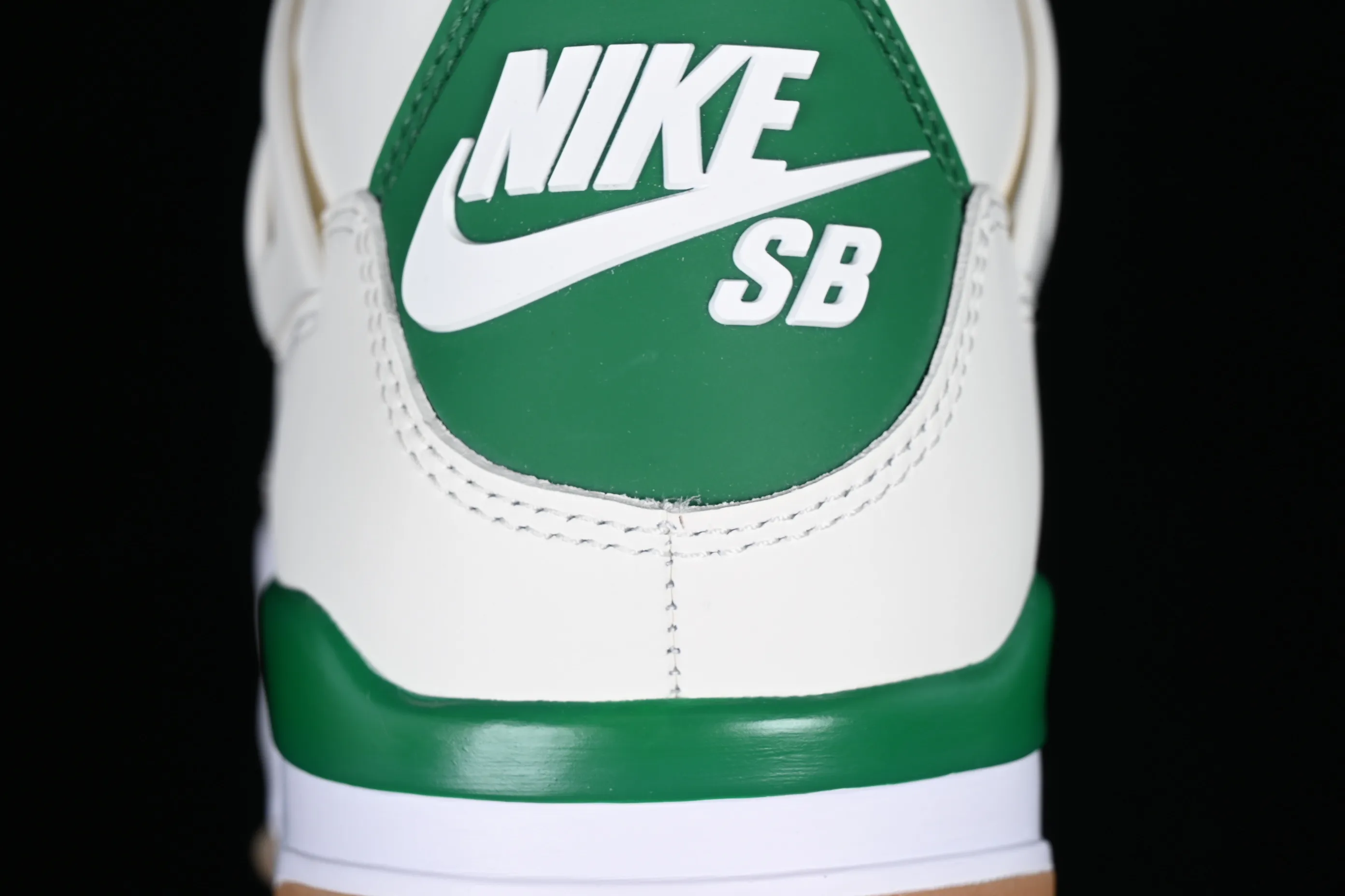 All categories Air Jordan Jordan series basketball shoes Air Jordan 4 LJR version Nk SB x Air Jordan 4 "Pine Green" AJ4 Joe 4 joint white green DR5415-103